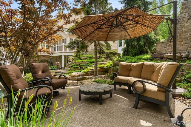 16427 Andraes Dr, Chesterfield, MO 63005 - view of patio featuring an outdoor hangout area