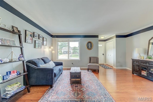 713 Settler Rd, Fenton, MO 63026 - living area with ornamental molding and wood finished floors