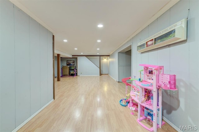 713 Settler Rd, Fenton, MO 63026 - recreation room with light wood-style floors, crown molding, and recessed lighting