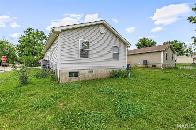 310 S Harry Junior St, Desloge, MO 63601 - view of side of home with cooling unit