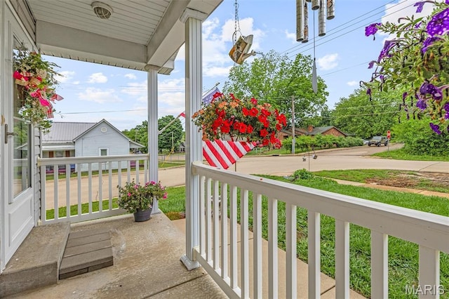310 S Harry Junior St, Desloge, MO 63601 - view of covered porch
