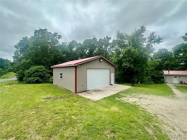 19040 State Route Ee, St James, MO 65559 - detached garage with driveway