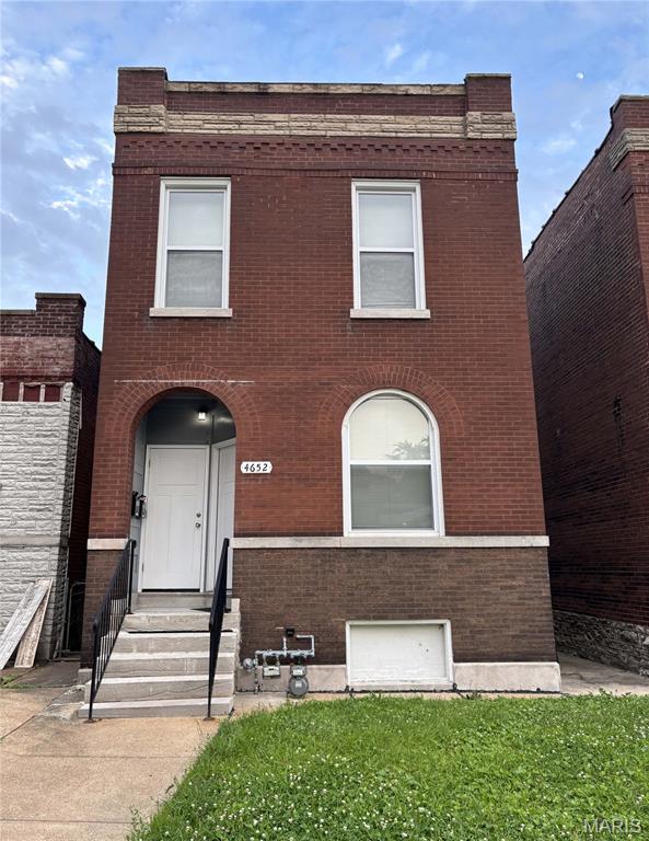 4652 Alaska Ave, Saint Louis, MO 63111 - photo 1