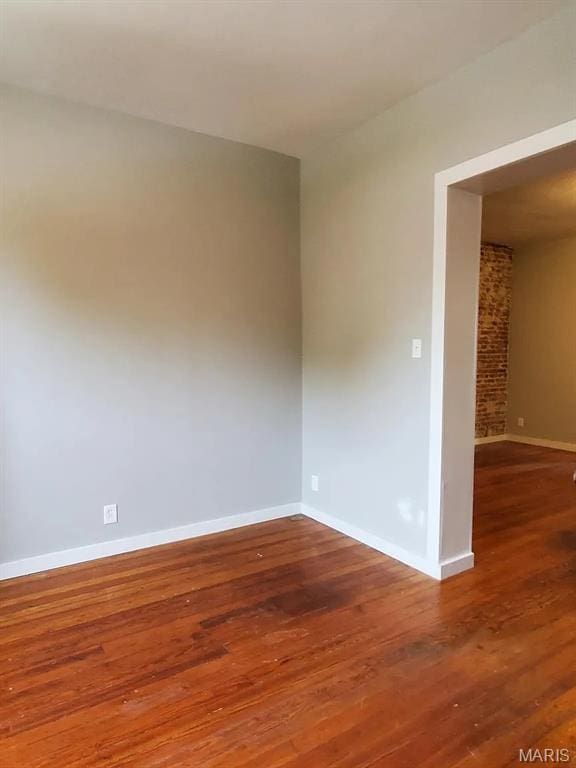 4652 Alaska Ave, Saint Louis, MO 63111 - photo 8