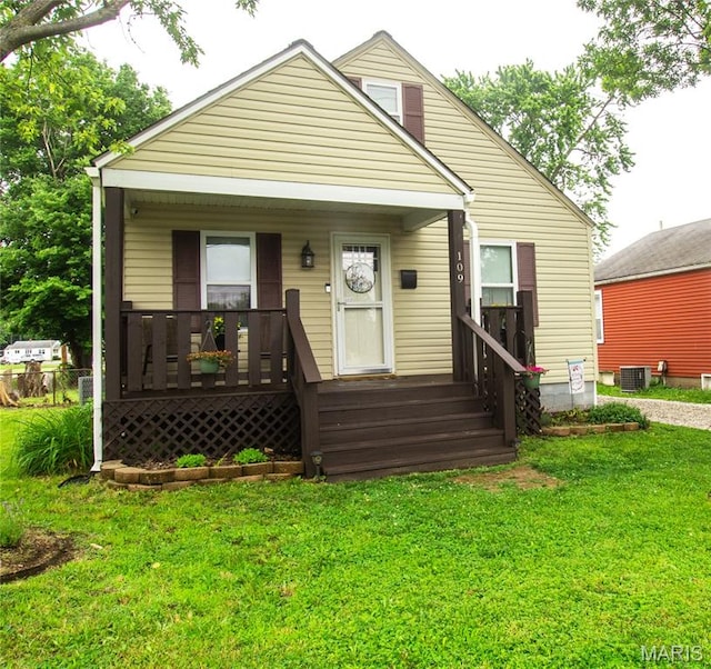 109 N 13th St, Wood River, IL 62095 - photo 1