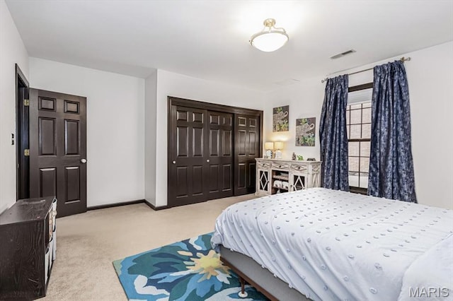 512 Overlook Terrace Ct, Eureka, MO 63025 - bedroom with light colored carpet and a closet