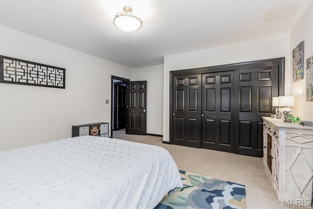 512 Overlook Terrace Ct, Eureka, MO 63025 - bedroom with light colored carpet and a closet