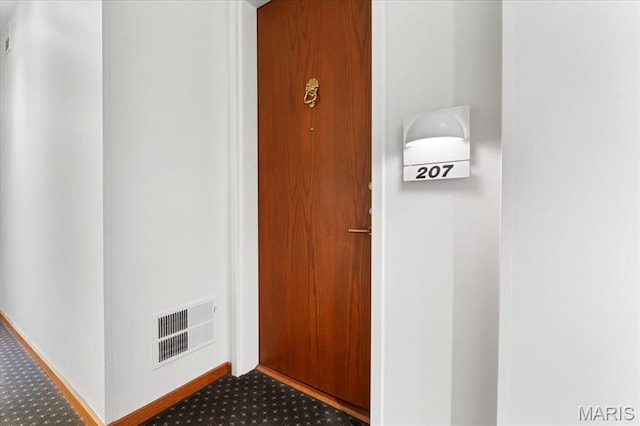 155 N Hanley Rd Unit 207, Saint Louis, MO 63105
