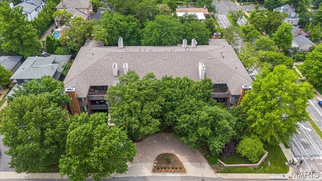 155 N Hanley Rd Unit 207, Saint Louis, MO 63105