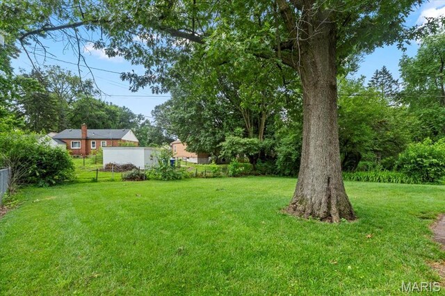 13 Saint Martha Ct, Florissant, MO 63031