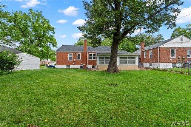 13 Saint Martha Ct, Florissant, MO 63031