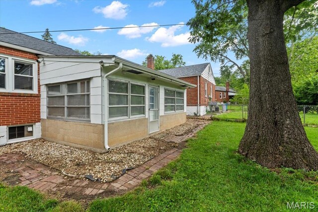 13 Saint Martha Ct, Florissant, MO 63031