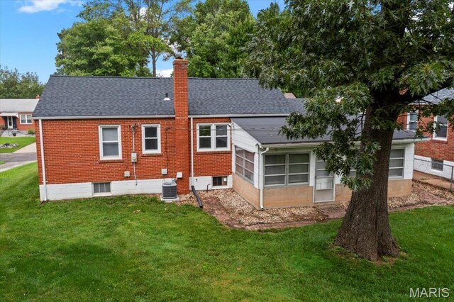 13 Saint Martha Ct, Florissant, MO 63031