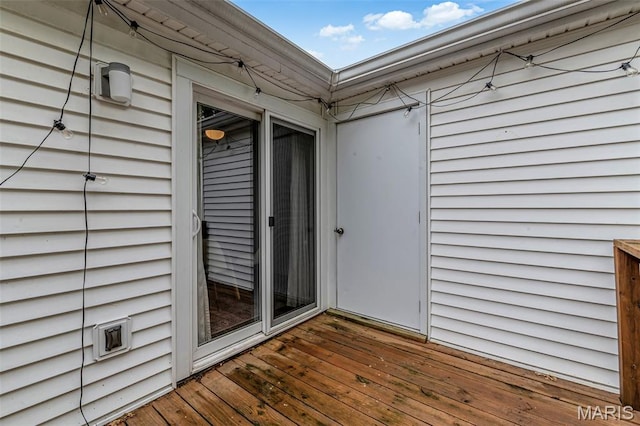 9179 N Swan Cir, Brentwood, MO 63144 - view of deck