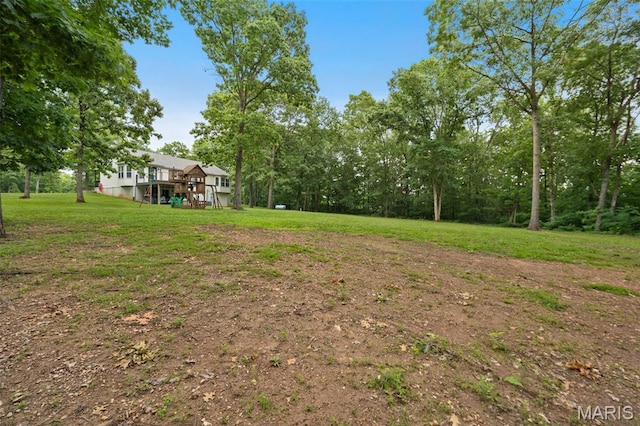 10041 Fox Haven Rd, Blackwell, MO 63626 - view of green lawn with a wooden deck