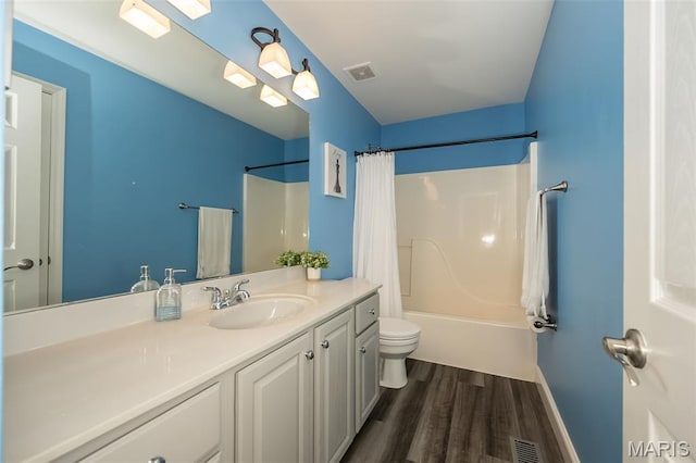 5 Poor Richard Ct, Ofallon, MO 63366 - full bath featuring vanity, shower / tub combo, and wood finished floors