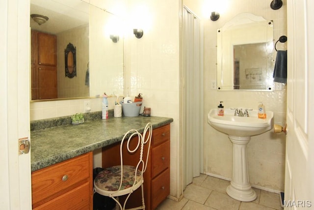 17748 State Highway C, Advance, MO 63730 - bathroom with tile walls, backsplash, and tile patterned floors