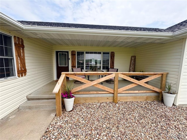 3581 Eagle Crest Dr, Palmyra, MO 63461 - entrance to property featuring a porch and a shingled roof