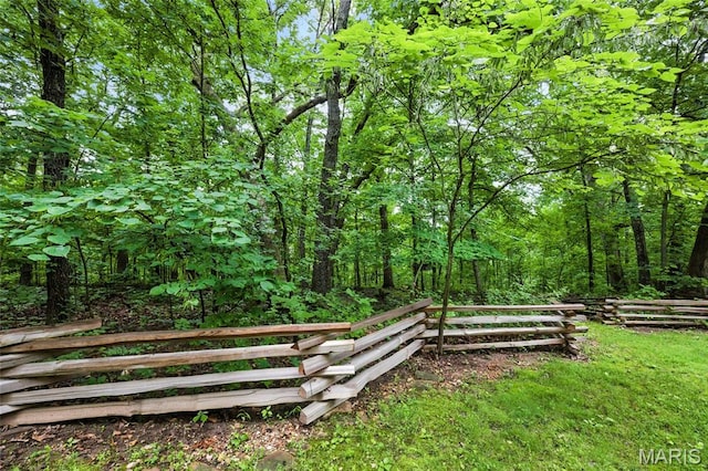 1423 Emily Ln, Festus, MO 63028 - view of home's community with a wooded view