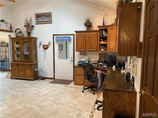 12702 Crestview Ln, Trenton, IL 62293