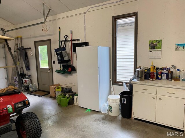 12702 Crestview Ln, Trenton, IL 62293