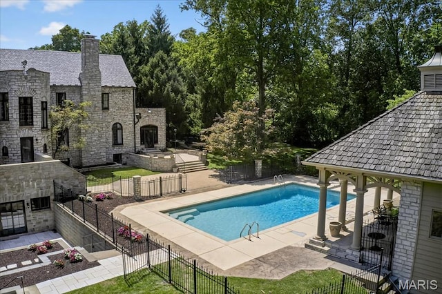 33 Dromara Rd, Ladue, MO 63124