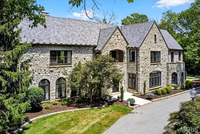 33 Dromara Rd, Ladue, MO 63124