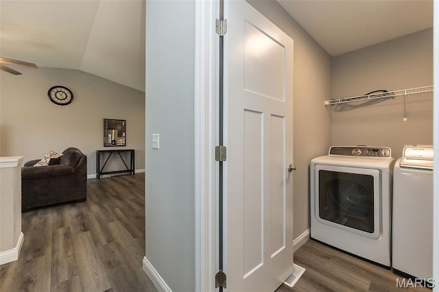 424 Triathlon Dr, Foristell, MO 63348 - washroom featuring independent washer and dryer, wood finished floors, a ceiling fan, and baseboards