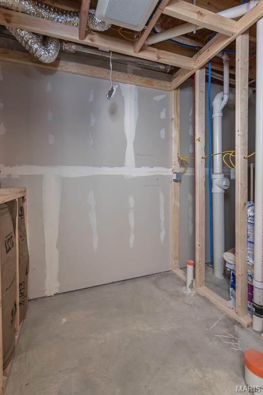 424 Triathlon Dr, Foristell, MO 63348 - view of unfinished basement