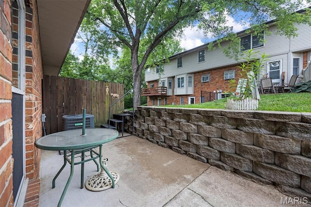 205 Fawn Meadow Ct, Ofallon, MO 63366 - view of patio