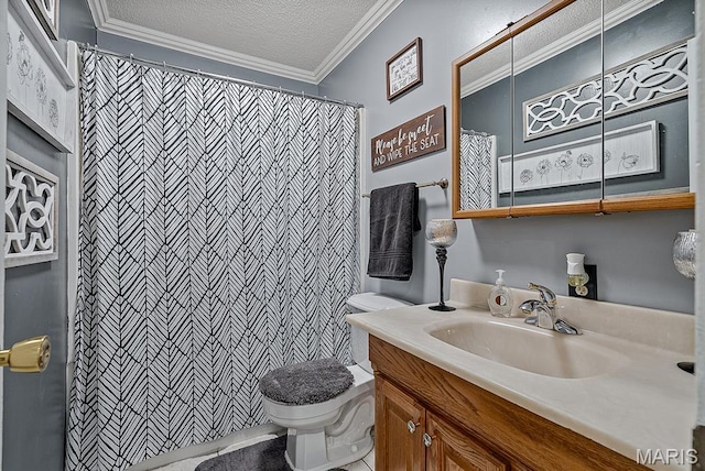 17504 Division St, Kennett, MO 63857 - full bath featuring toilet, vanity, a textured ceiling, ornamental molding, and a shower with curtain