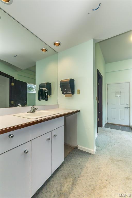 2027 W Main St, Belleville, IL 62226