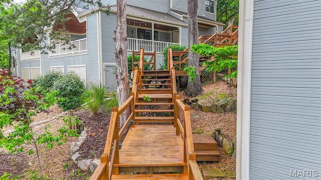 6620 Lake Point Dr Unit 26, Osage Beach, MO 65065 - deck featuring stairway