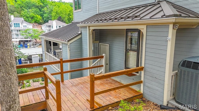 6620 Lake Point Dr Unit 26, Osage Beach, MO 65065 - view of wooden deck