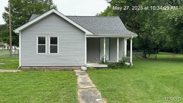 327 Illinois Ave, Sikeston, MO 63801 - photo 1