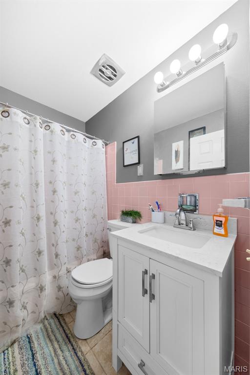 2455 S Park Ln, Florissant, MO 63031 - photo 14
