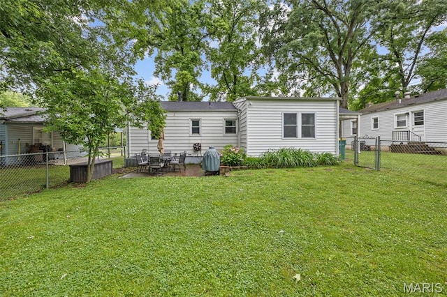 169 W Kirkham Ave, Webster Groves, MO 63119 - back of property featuring a fenced backyard