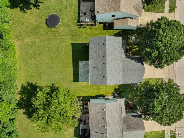1305 Flintshire Ln, Lake St Louis, MO 63367 - drone / aerial view