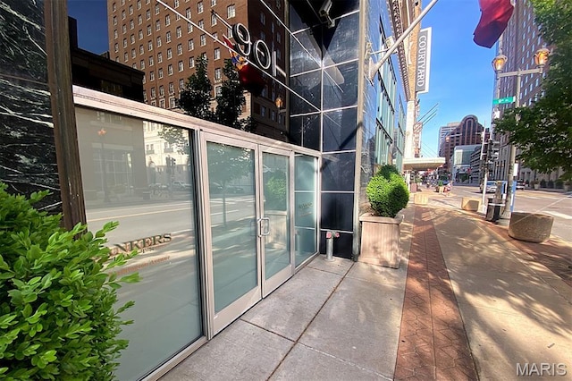 901 Washington Ave Unit 702, Saint Louis, MO 63101 - balcony featuring a view of city