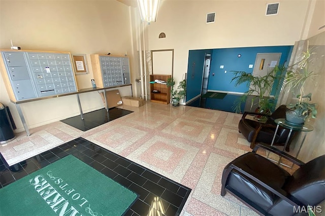 901 Washington Ave Unit 702, Saint Louis, MO 63101 - lobby with a towering ceiling