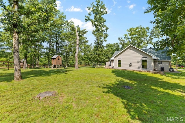 2004 Possum Hollow Rd, Farmington, MO 63640 - view of yard featuring a playground