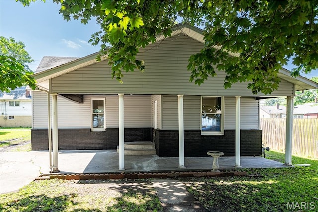 2428 E 25th St, Granite City, IL 62040 - back of property with brick siding