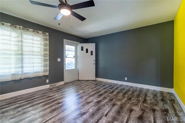 523 N 6th St, Wood River, IL 62095 - photo 16