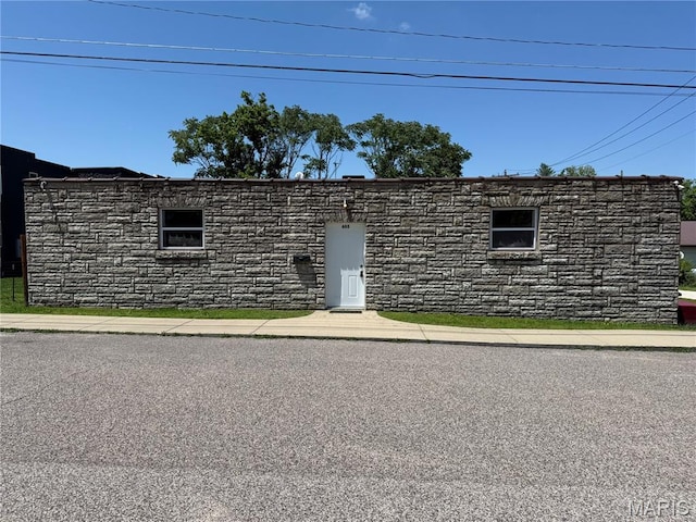 605 NE Main St, Cuba, MO 65453 - photo 2