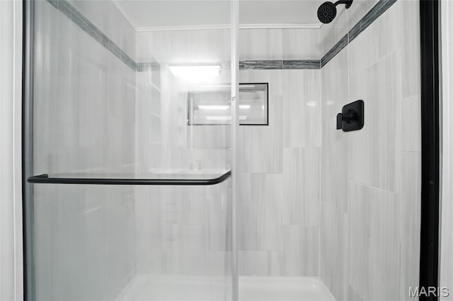 811 Wendevy Ct, Ballwin, MO 63011 - full bath featuring a stall shower