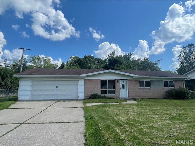 11502 Wylwood Dr, Maryland Heights, MO 63043 - photo 2