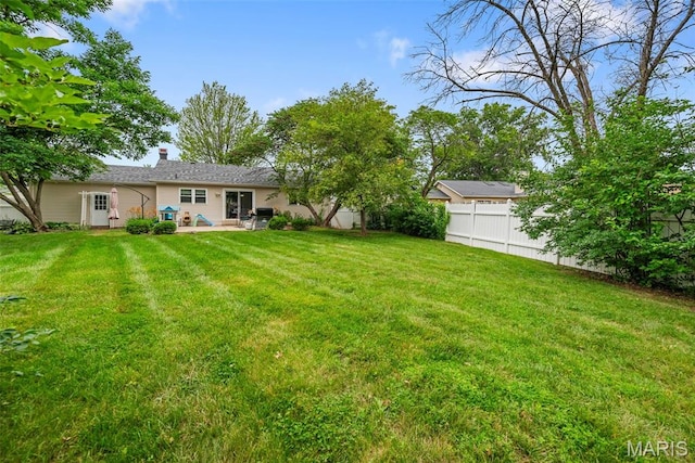 1203 Summerwood Dr, Saint Peters, MO 63376 - view of yard with a patio
