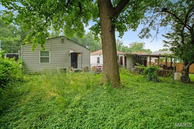 135 Anabel Ave, Saint Louis, MO 63135 - view of rear view of property