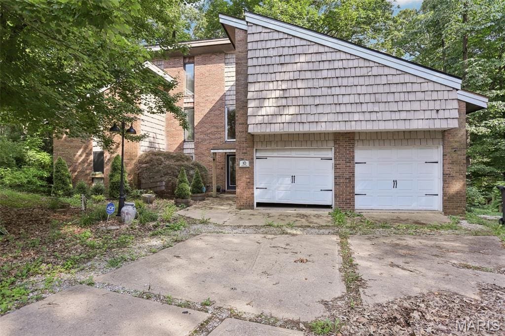 10 N Cape Ct, Belleville, IL 62226 - photo 1