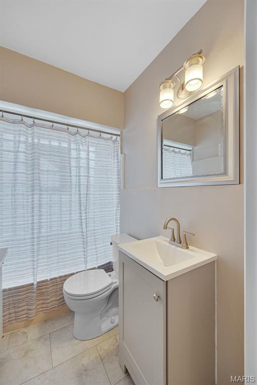 9405 Mackenzie Rd, Affton, MO 63123